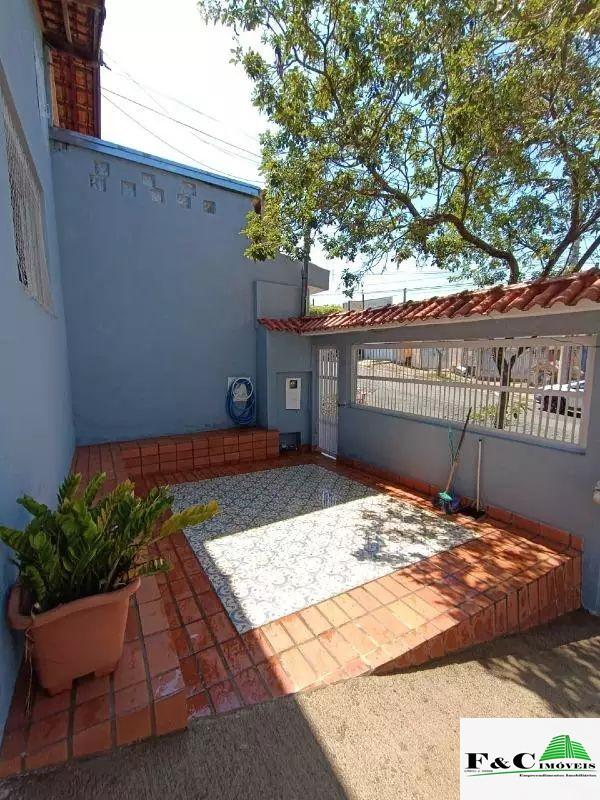 Casa à venda com 3 quartos, 200m² - Foto 15