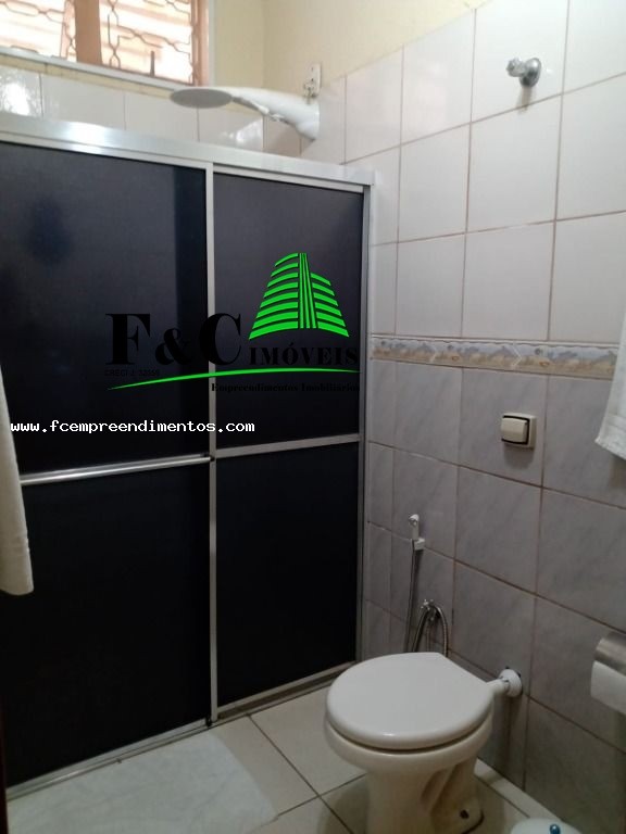 Casa à venda com 3 quartos, 140m² - Foto 4