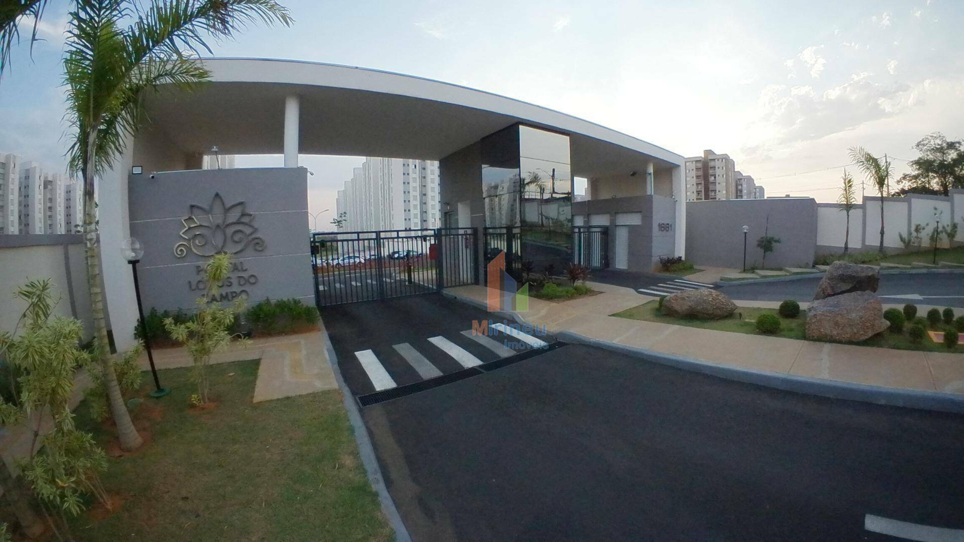 Apartamento para alugar com 2 quartos, 55m² - Foto 16