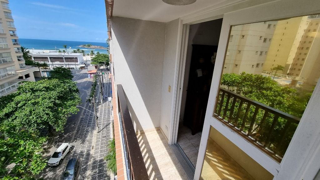 Apartamento à venda com 3 quartos, 75m² - Foto 1