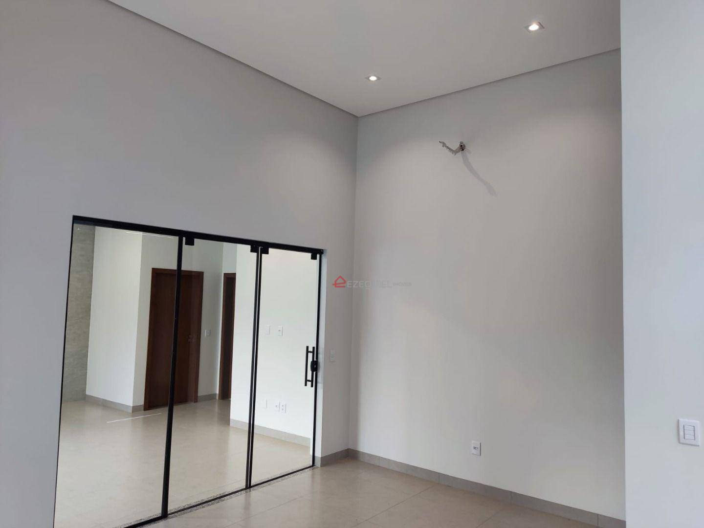 Casa à venda com 3 quartos, 140m² - Foto 14