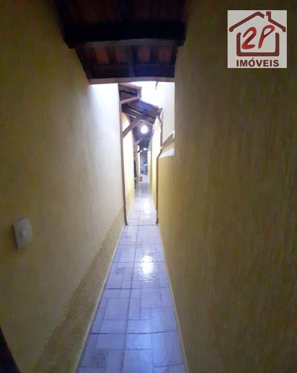 Casa à venda com 2 quartos, 70m² - Foto 15