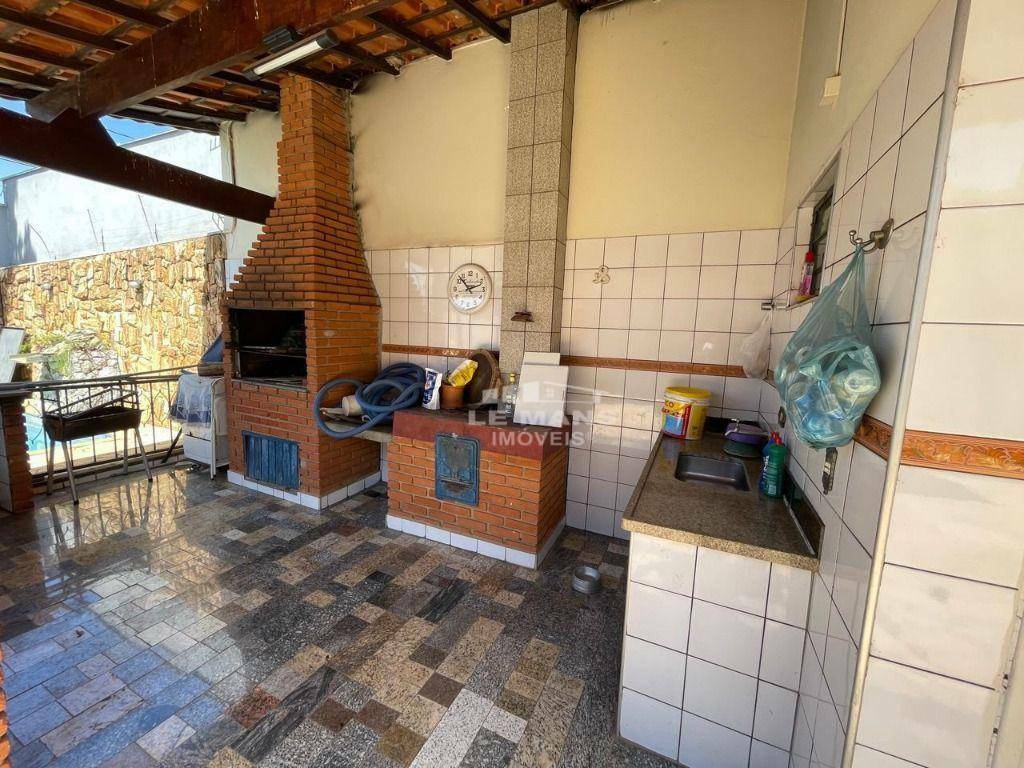 Casa à venda com 3 quartos, 237m² - Foto 23