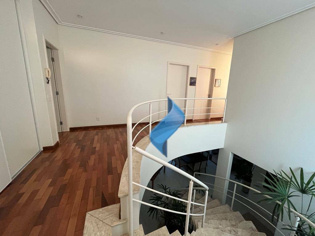 Casa para alugar com 4 quartos, 489m² - Foto 22