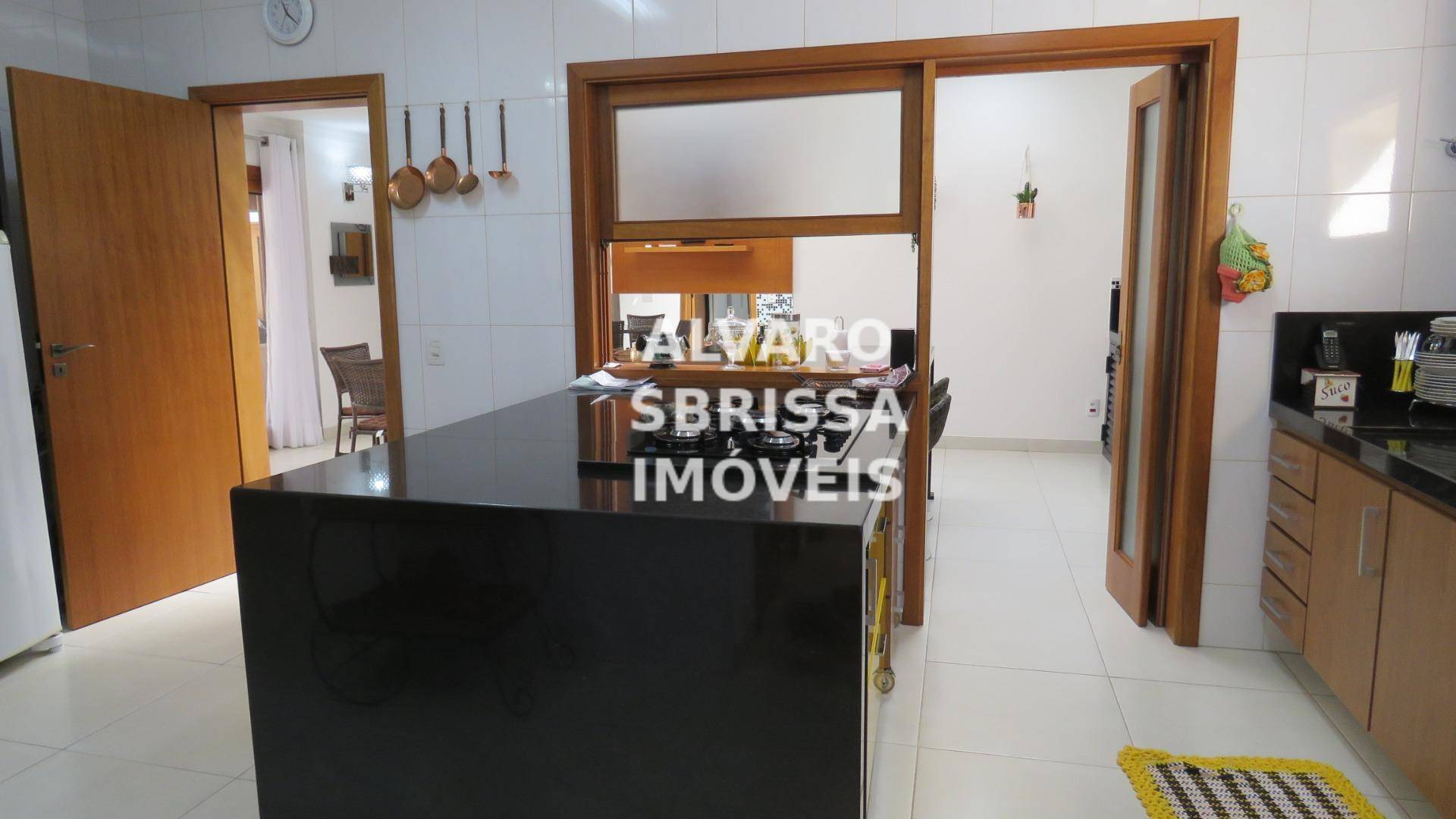 Casa de Condomínio à venda com 3 quartos, 350m² - Foto 20