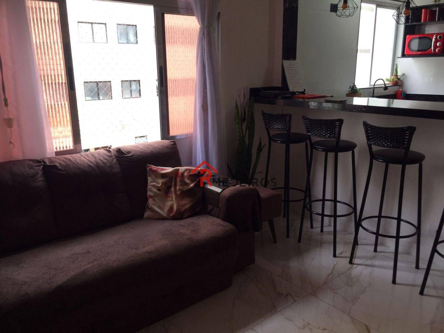 Apartamento à venda com 1 quarto, 50m² - Foto 3