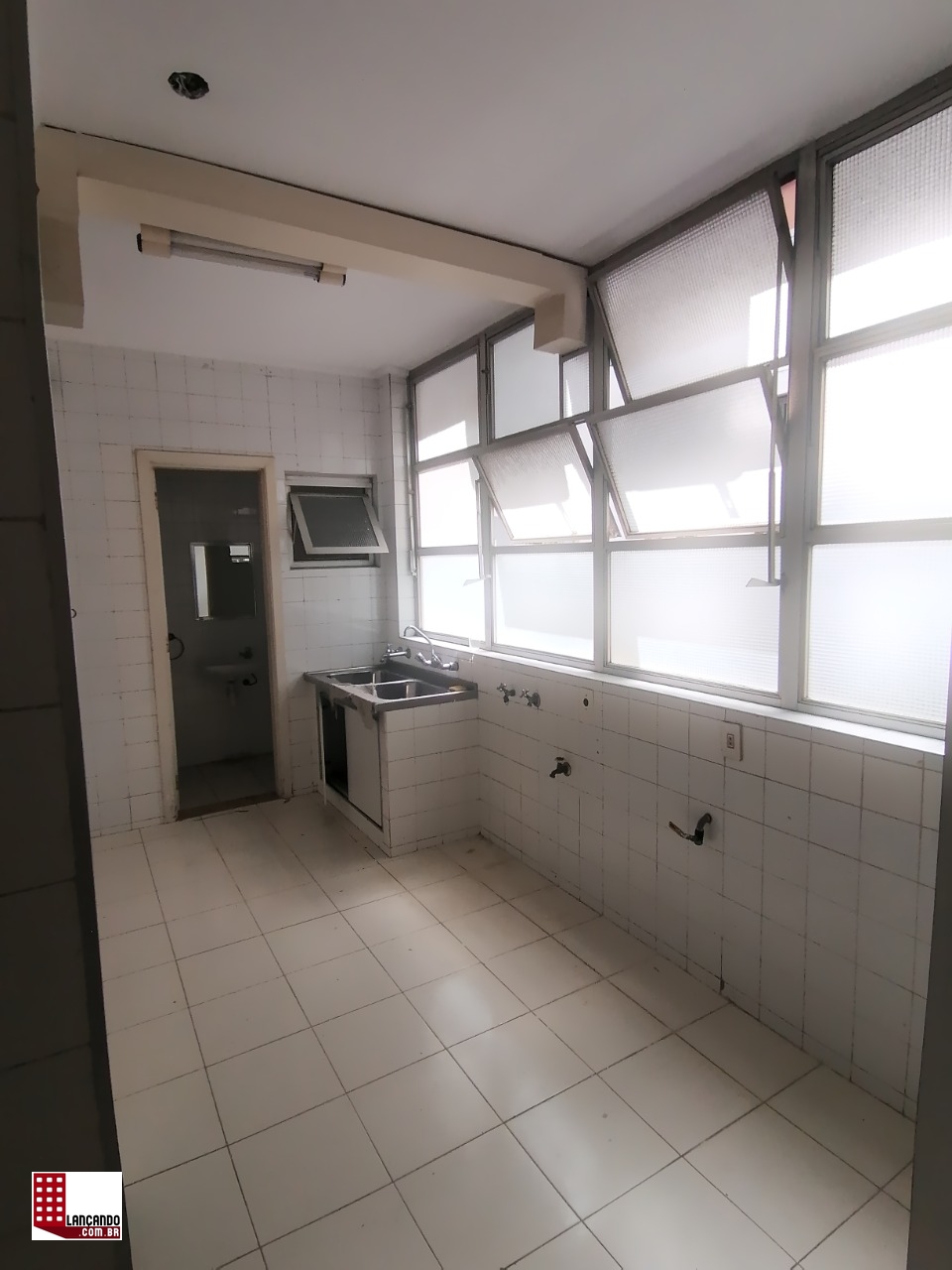 Apartamento à venda com 4 quartos, 260m² - Foto 11