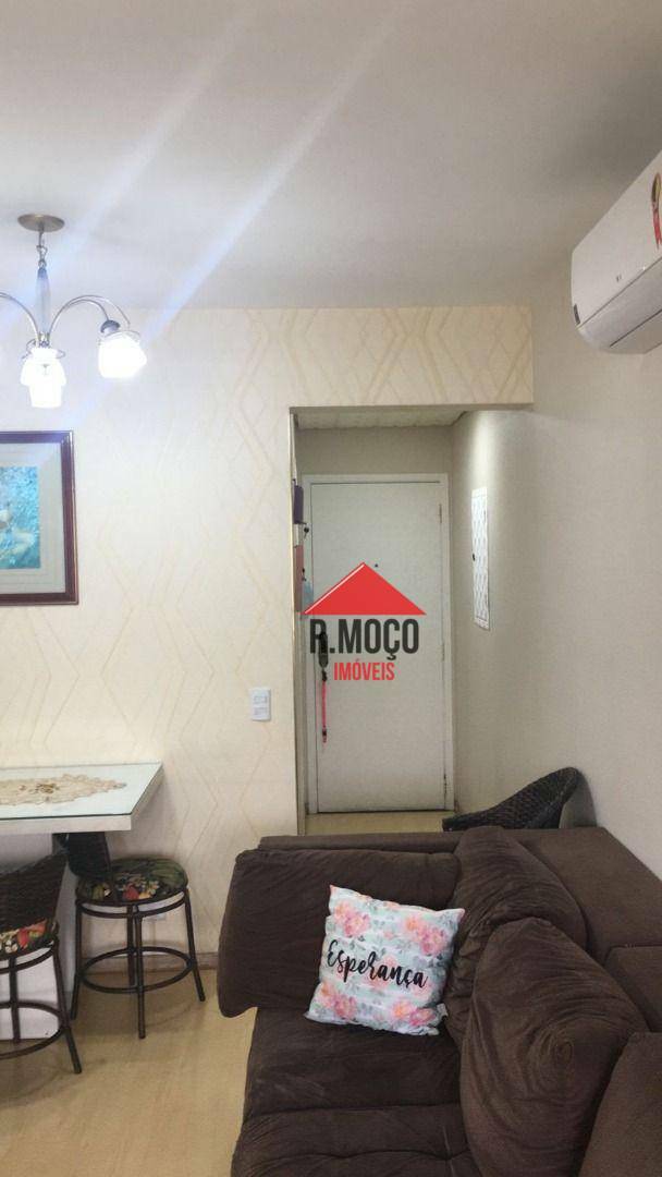 Apartamento à venda com 3 quartos, 80m² - Foto 1