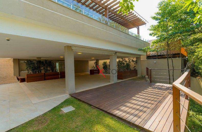 Casa de Condomínio à venda com 4 quartos, 500m² - Foto 53