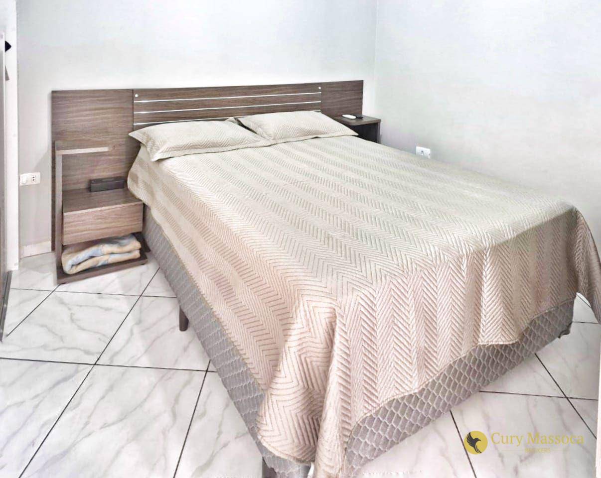 Casa à venda com 2 quartos, 215m² - Foto 9