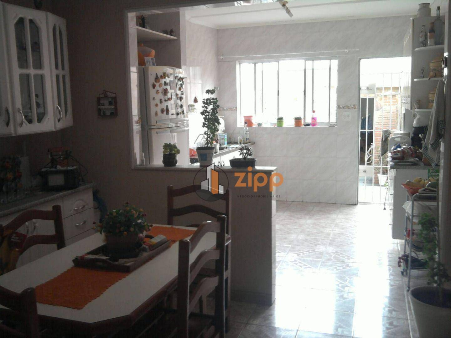 Sobrado à venda com 3 quartos, 140m² - Foto 1