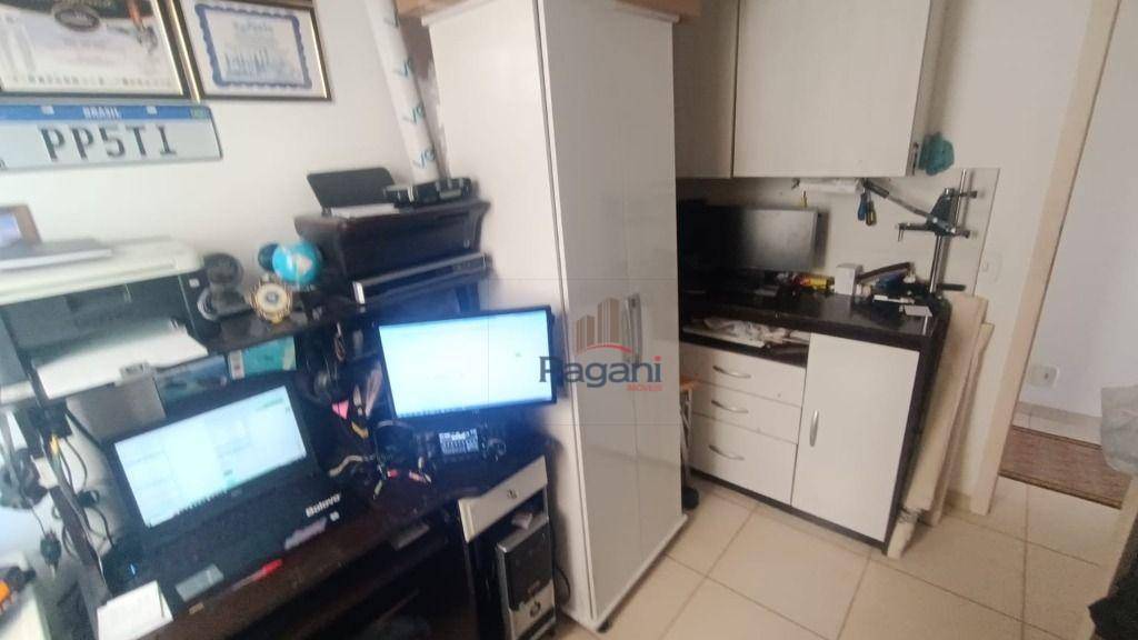 Apartamento à venda com 2 quartos, 87m² - Foto 14