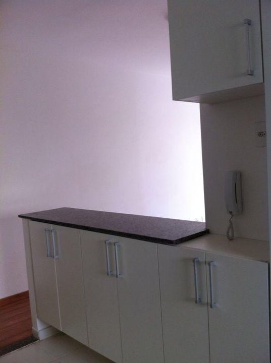 Apartamento à venda com 3 quartos, 80m² - Foto 12