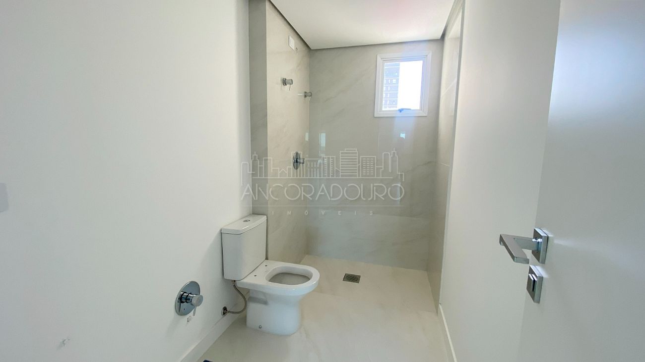 Apartamento à venda com 4 quartos, 145m² - Foto 20