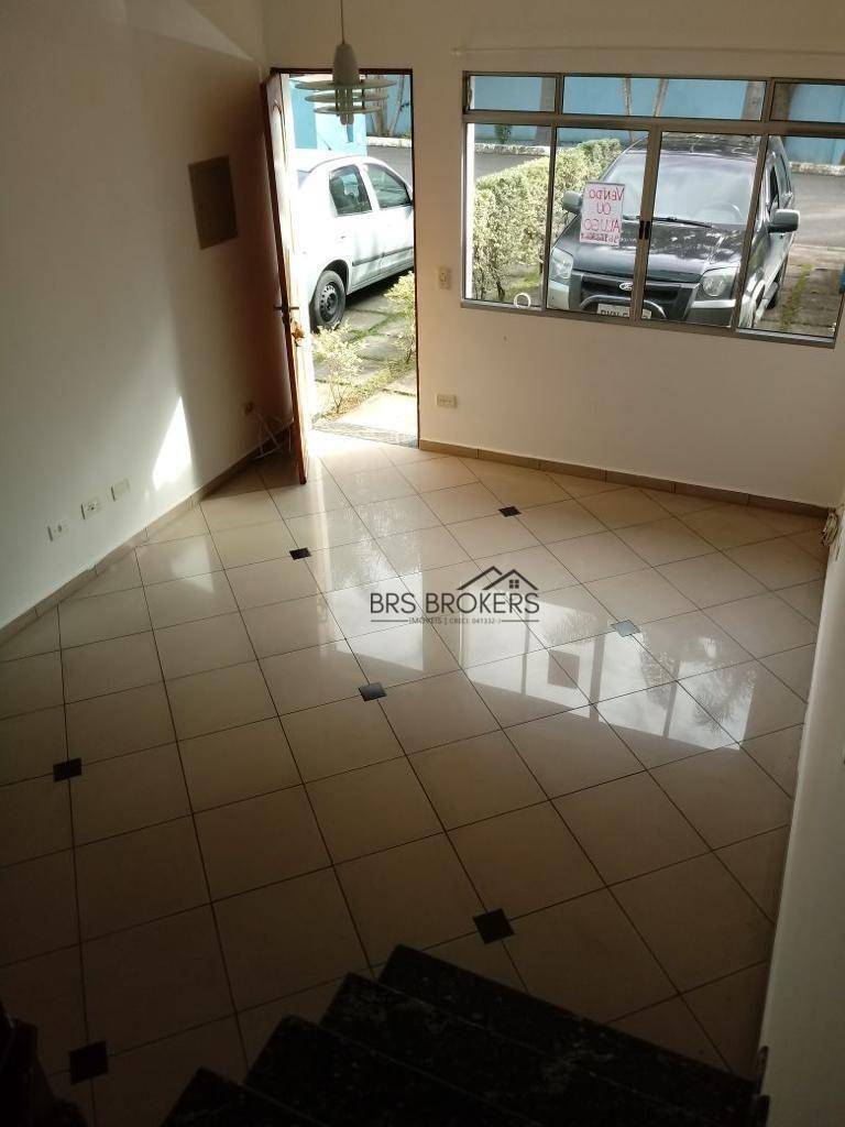 Sobrado à venda com 2 quartos, 75m² - Foto 4