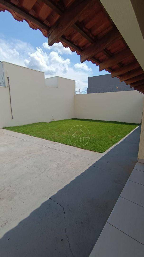 Casa à venda com 2 quartos, 195m² - Foto 2