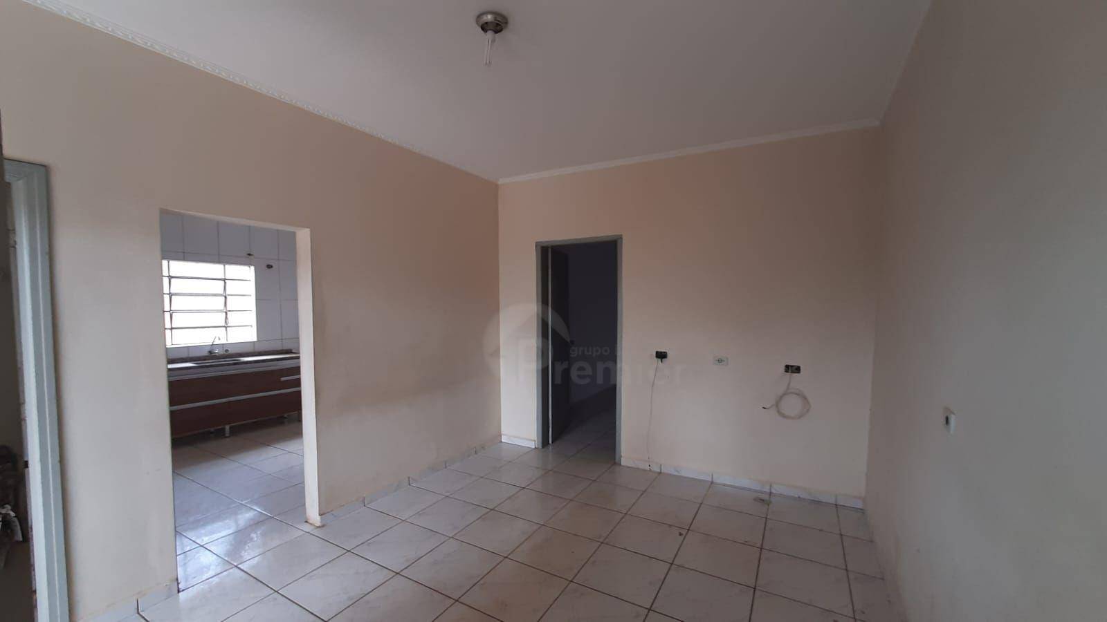 Casa à venda com 2 quartos, 150m² - Foto 4