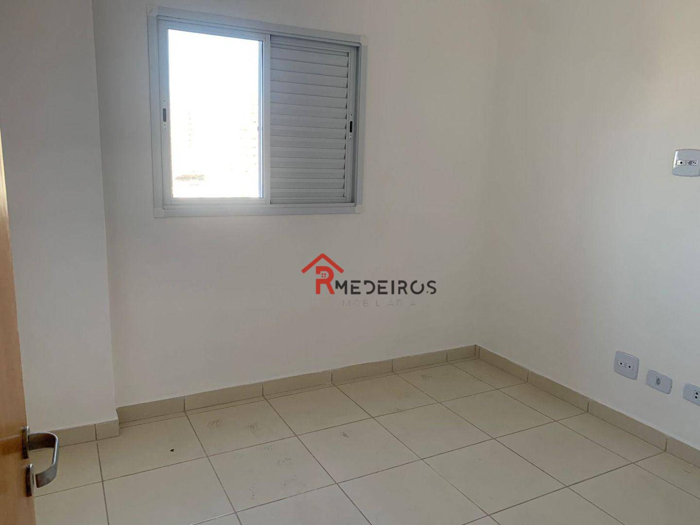 Apartamento à venda com 2 quartos, 58m² - Foto 14