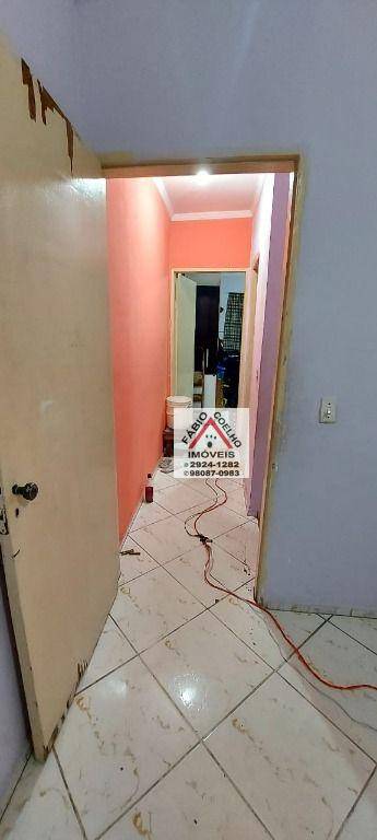 Sobrado à venda com 5 quartos, 256m² - Foto 2