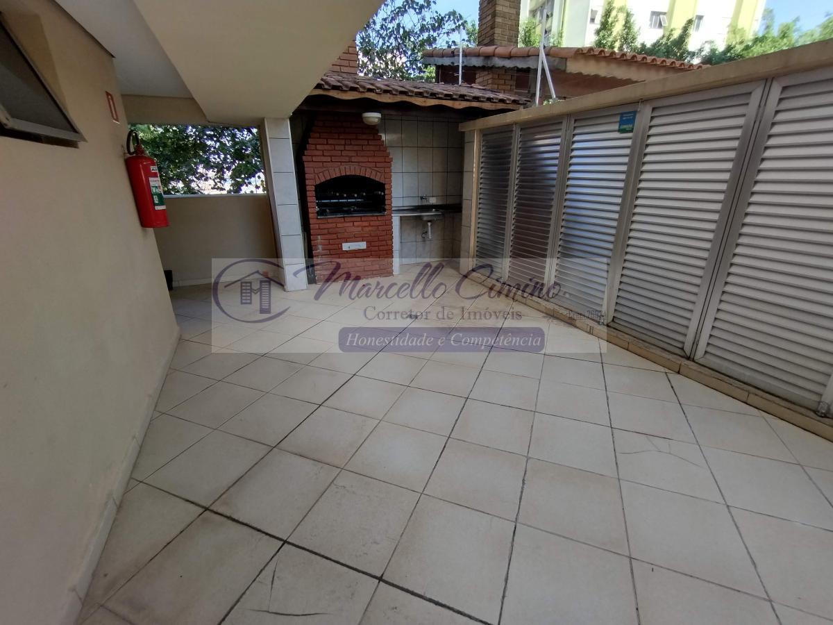 Apartamento à venda com 2 quartos, 70m² - Foto 17