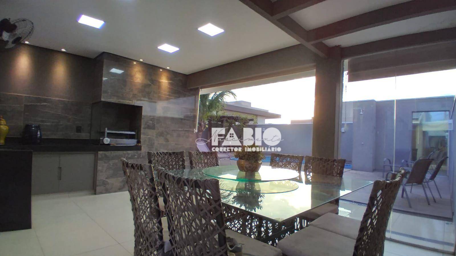 Casa de Condomínio à venda com 3 quartos, 2186m² - Foto 13