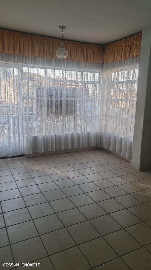 Casa à venda com 2 quartos, 258m² - Foto 1