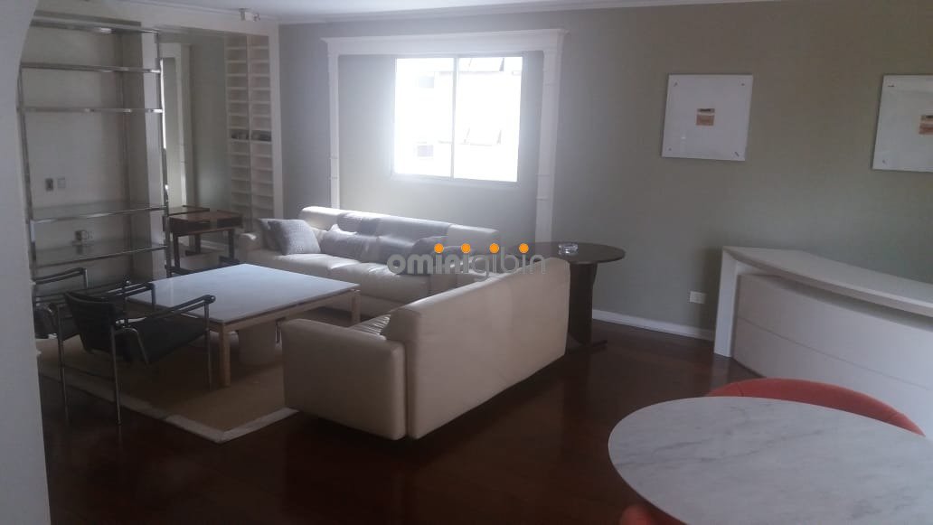 Apartamento à venda e aluguel com 3 quartos, 210m² - Foto 1