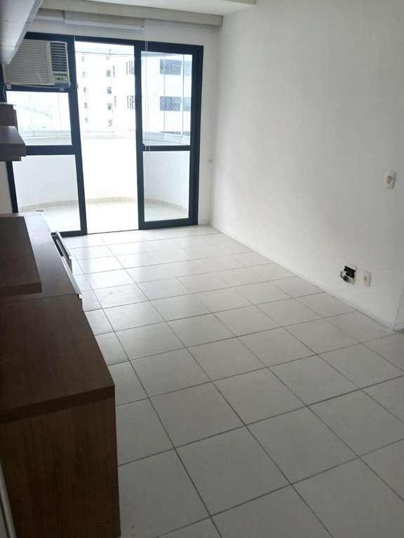 Apartamento à venda com 3 quartos, 85m² - Foto 28