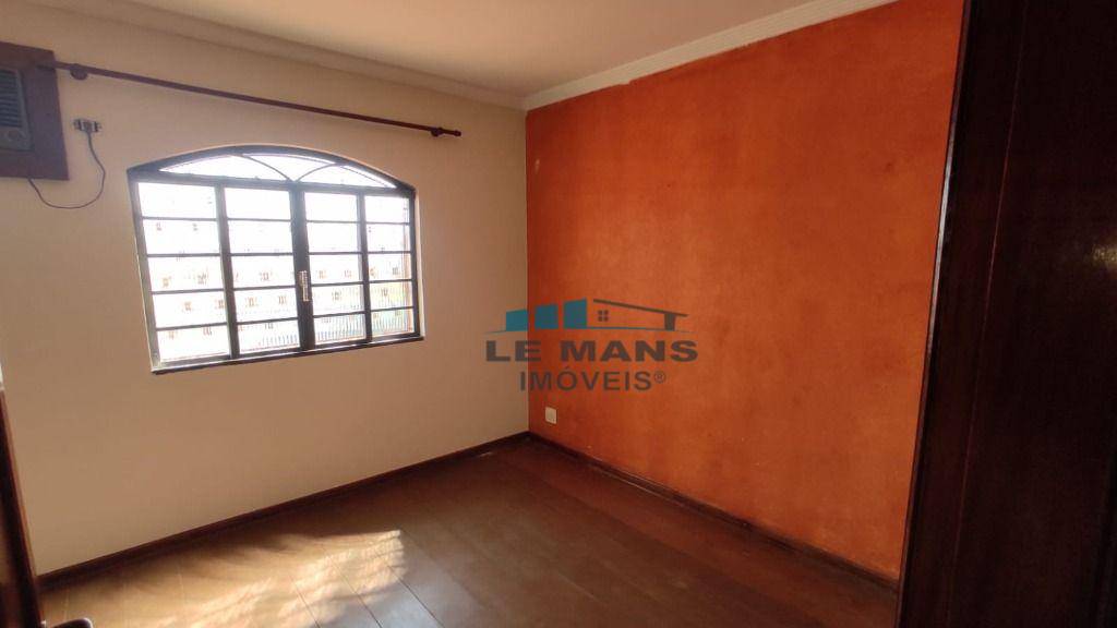 Casa à venda com 4 quartos, 295m² - Foto 29