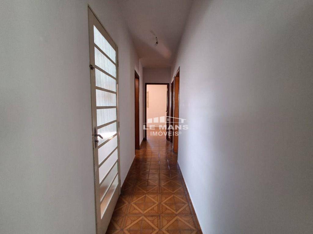 Casa, 3 quartos, 142 m² - Foto 4