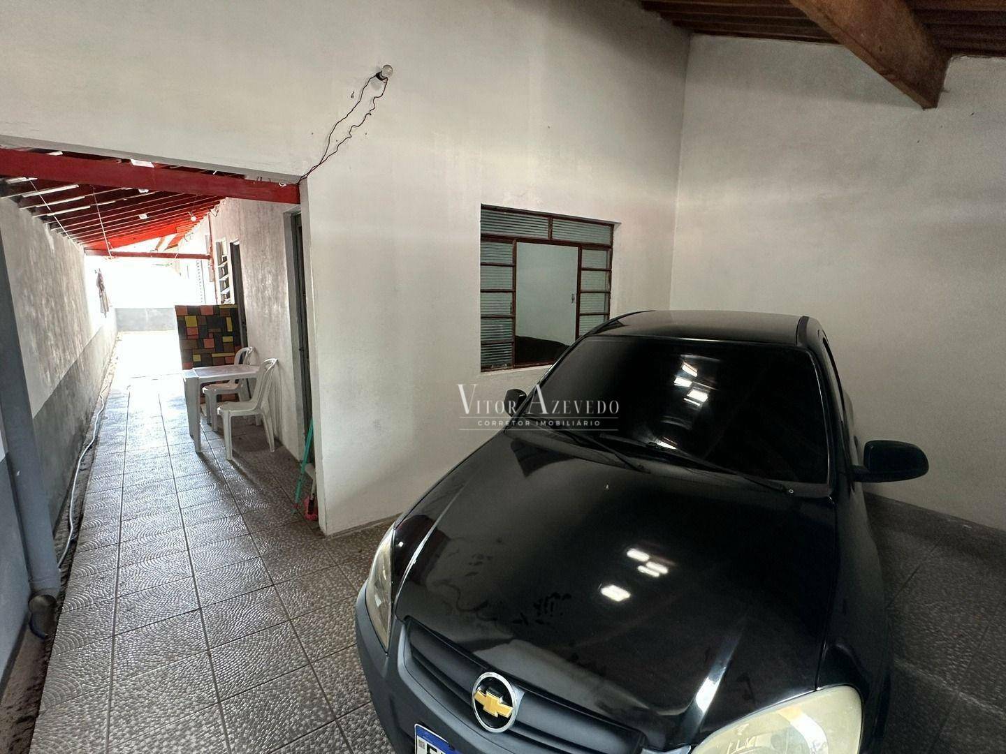 Casa à venda com 2 quartos, 140m² - Foto 1