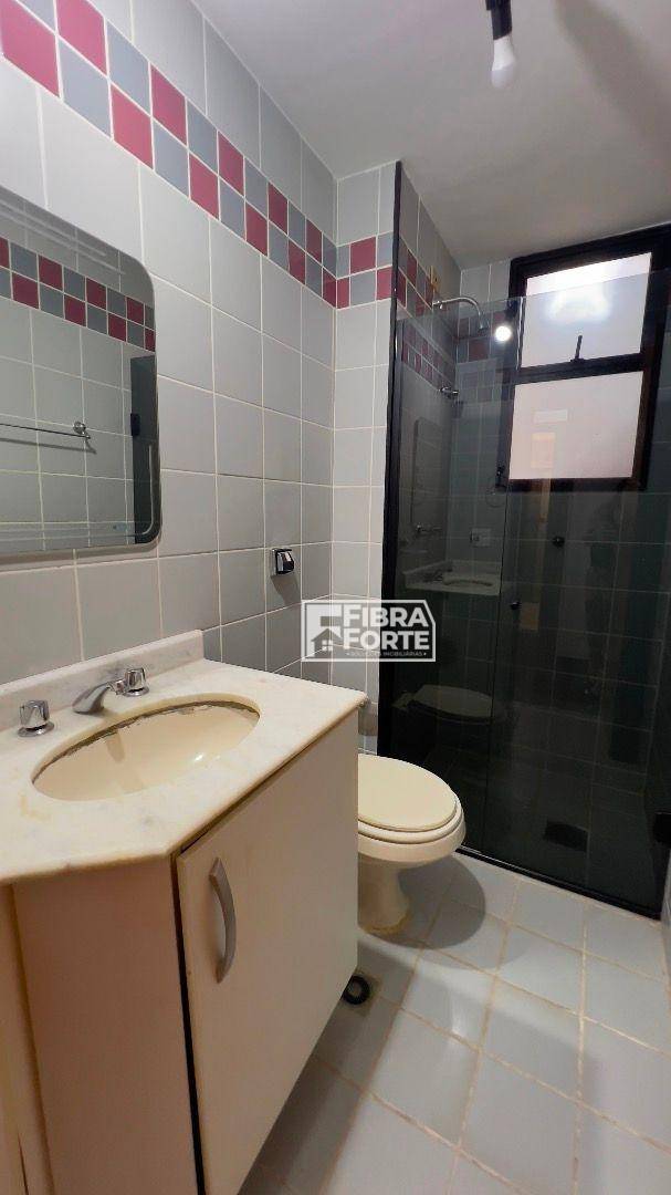 Apartamento à venda com 2 quartos, 64m² - Foto 21