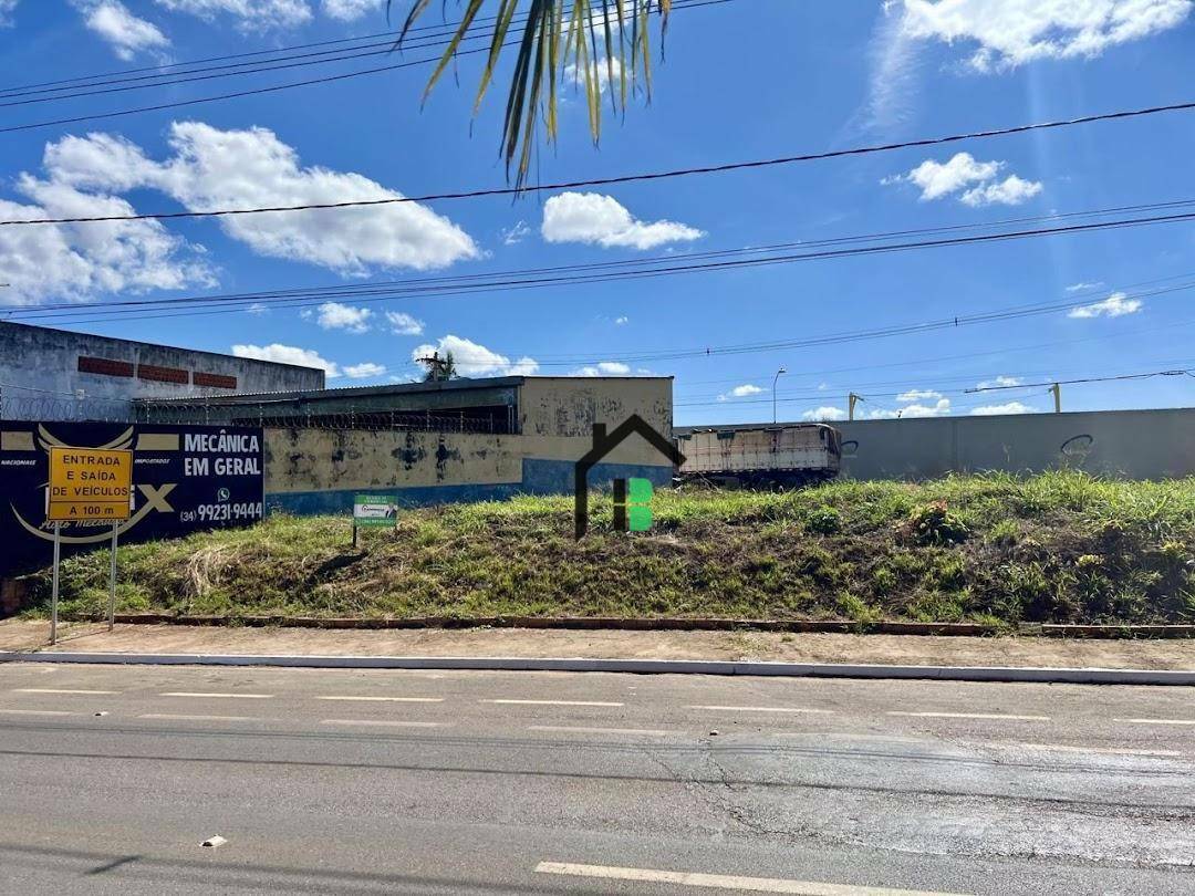 Terreno, 587 m² - Foto 2