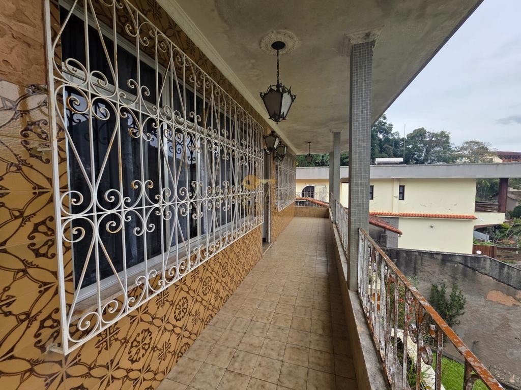 Casa à venda com 4 quartos, 896m² - Foto 37