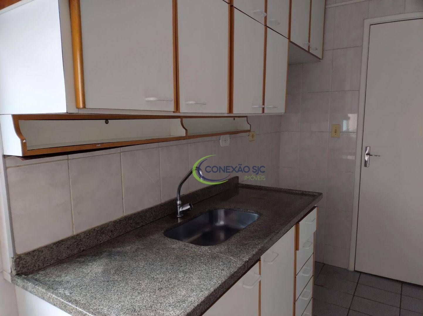 Apartamento à venda com 3 quartos, 86m² - Foto 4