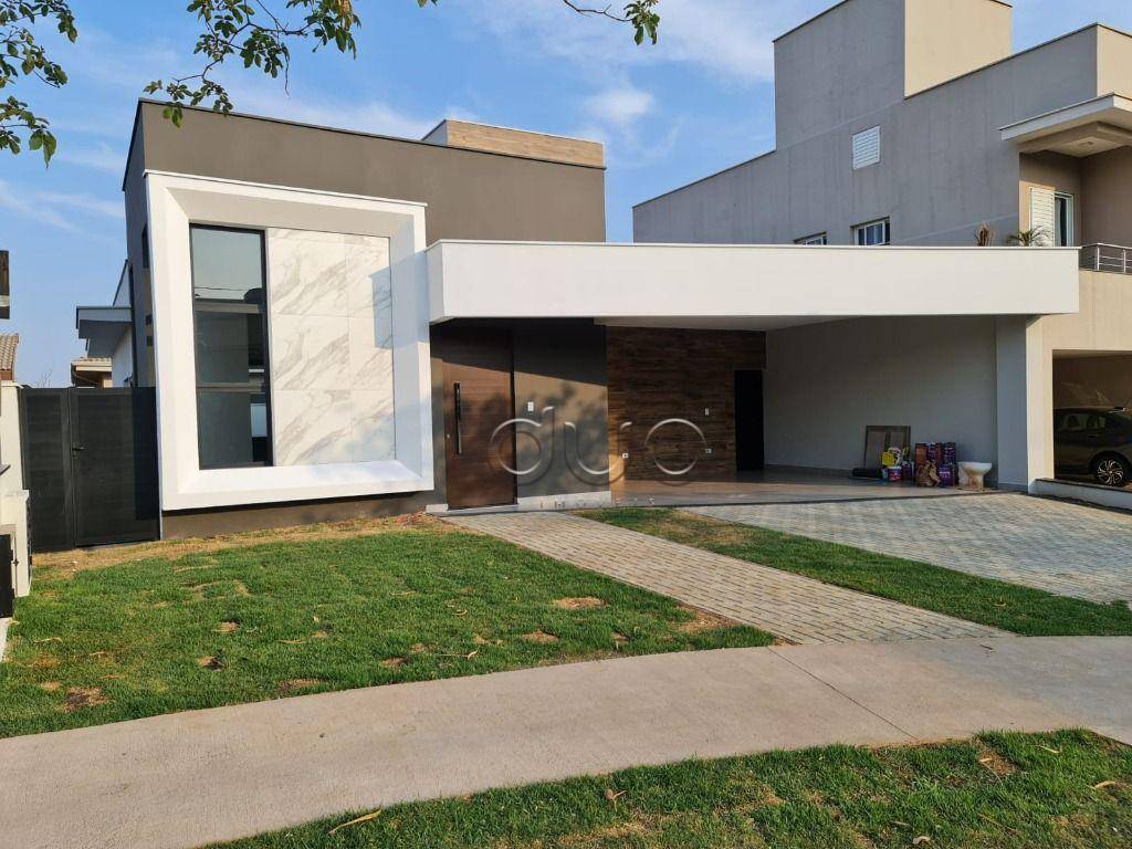 Casa de Condomínio à venda com 3 quartos, 172m² - Foto 1