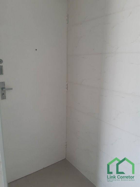 Apartamento à venda com 2 quartos, 104m² - Foto 15