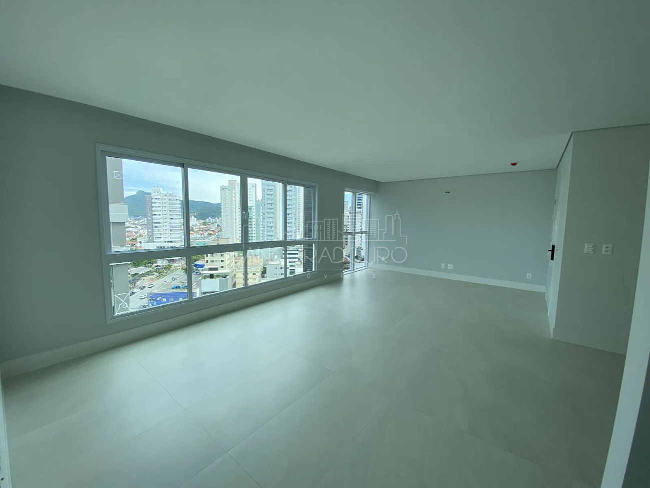 Apartamento à venda com 4 quartos, 132m² - Foto 29