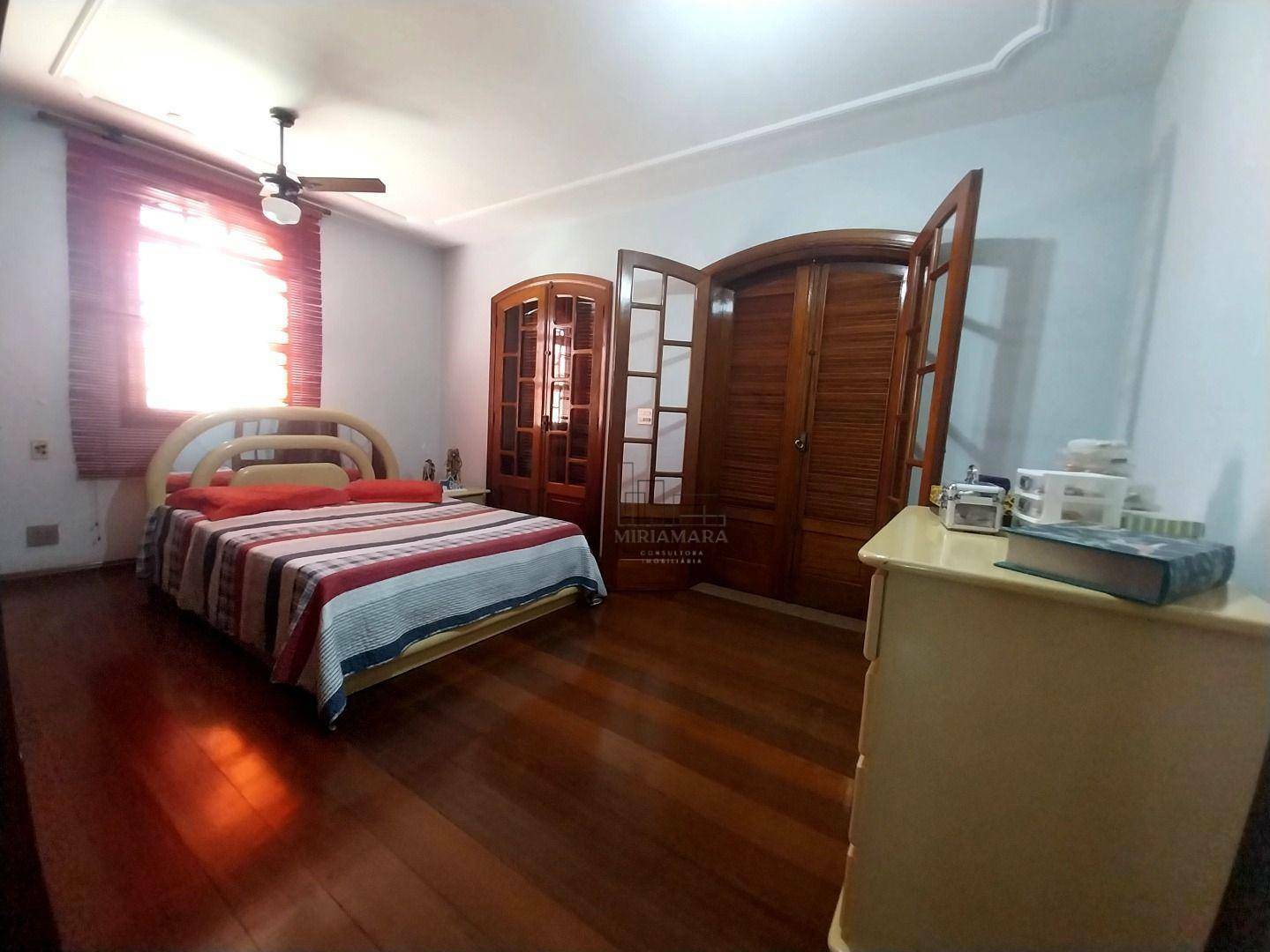 Casa à venda com 7 quartos, 383M2 - Foto 14