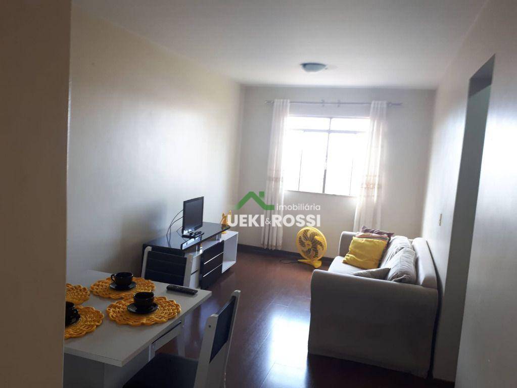 Apartamento à venda com 2 quartos, 61m² - Foto 9