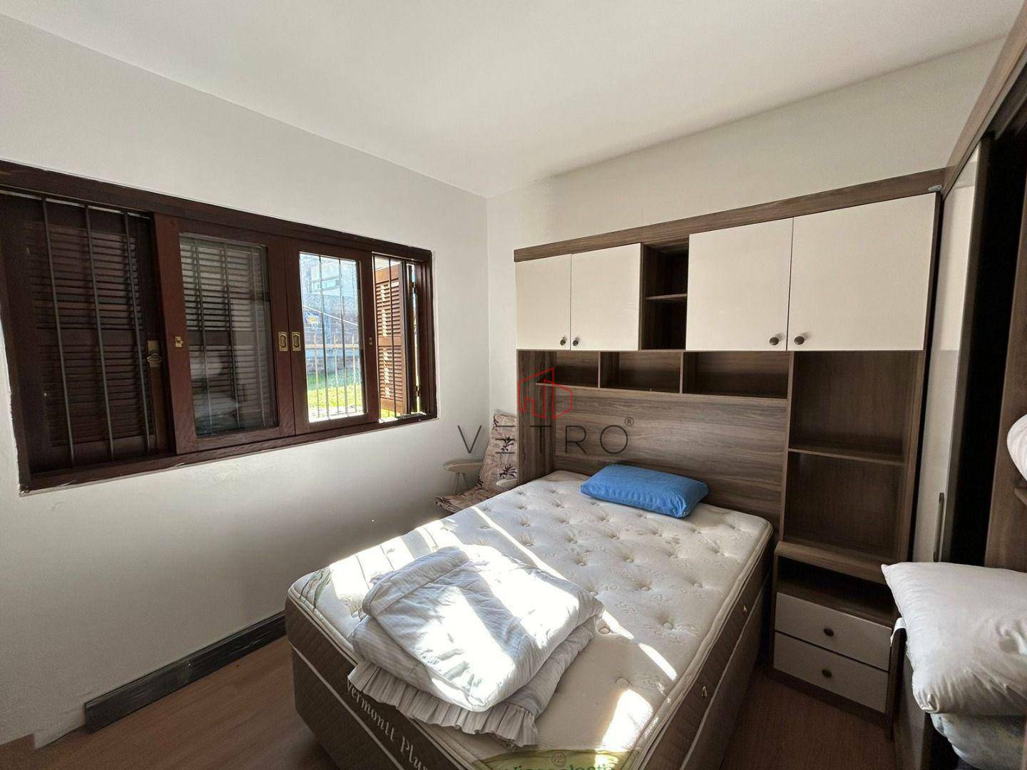 Casa de Condomínio à venda com 3 quartos, 205m² - Foto 8