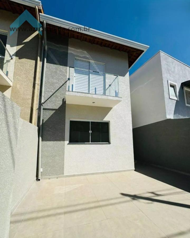 Casa à venda com 2 quartos, 130m² - Foto 2