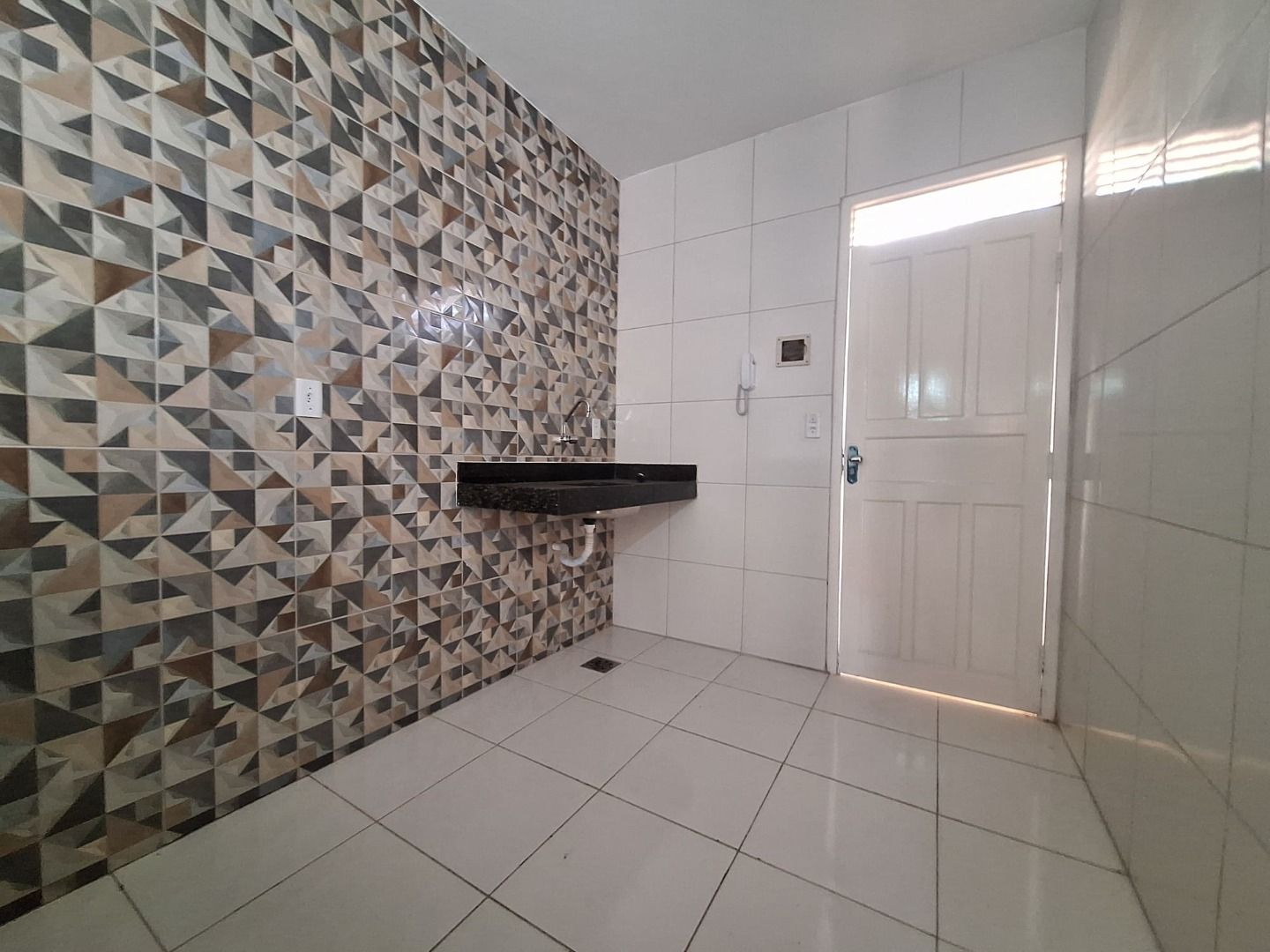 Apartamento para alugar com 2 quartos, 60m² - Foto 6