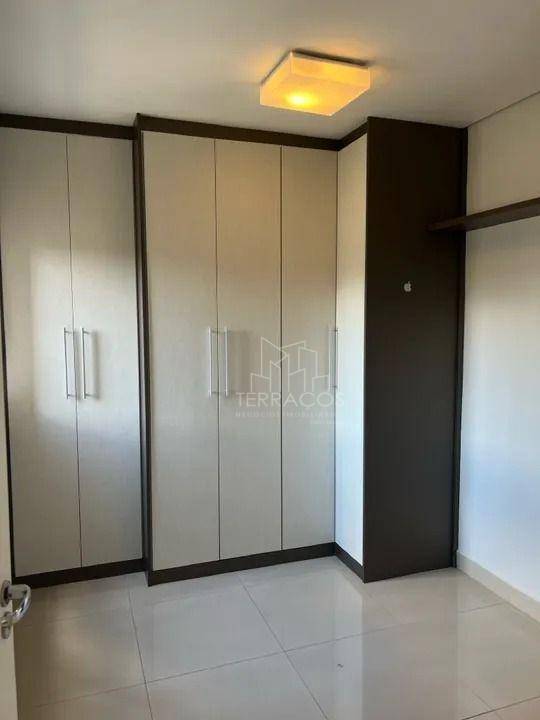 Apartamento para alugar com 2 quartos, 112m² - Foto 9