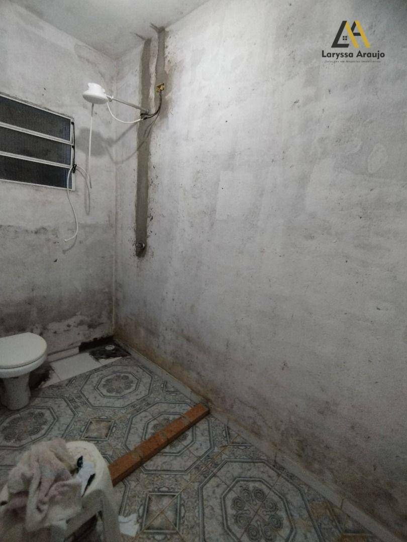 Casa à venda com 3 quartos, 90m² - Foto 7