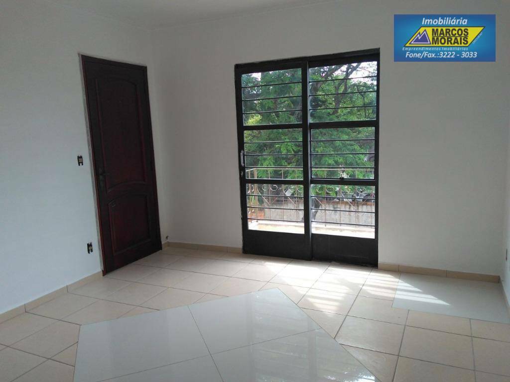 Apartamento à venda com 2 quartos, 60m² - Foto 3