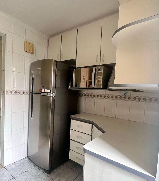 Apartamento à venda com 2 quartos, 50m² - Foto 5