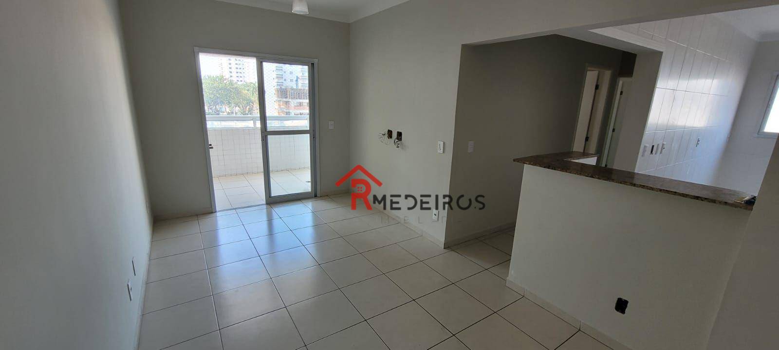 Apartamento à venda com 2 quartos, 75m² - Foto 2