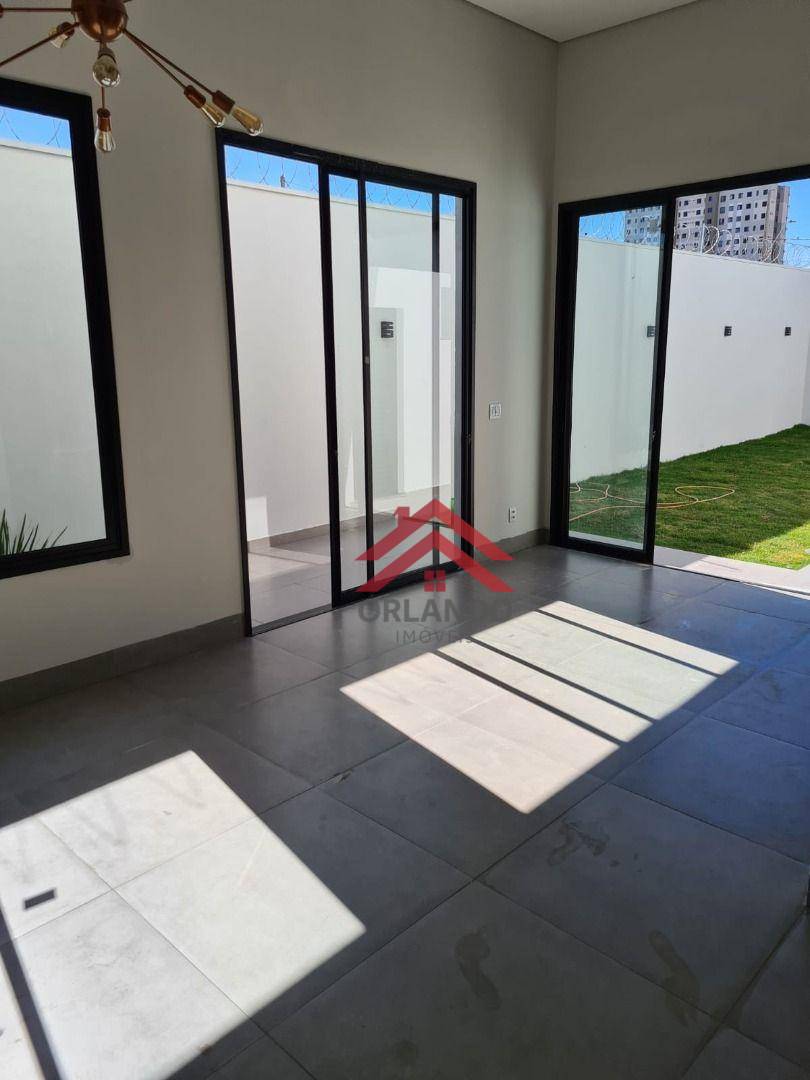 Casa à venda com 3 quartos, 170m² - Foto 4