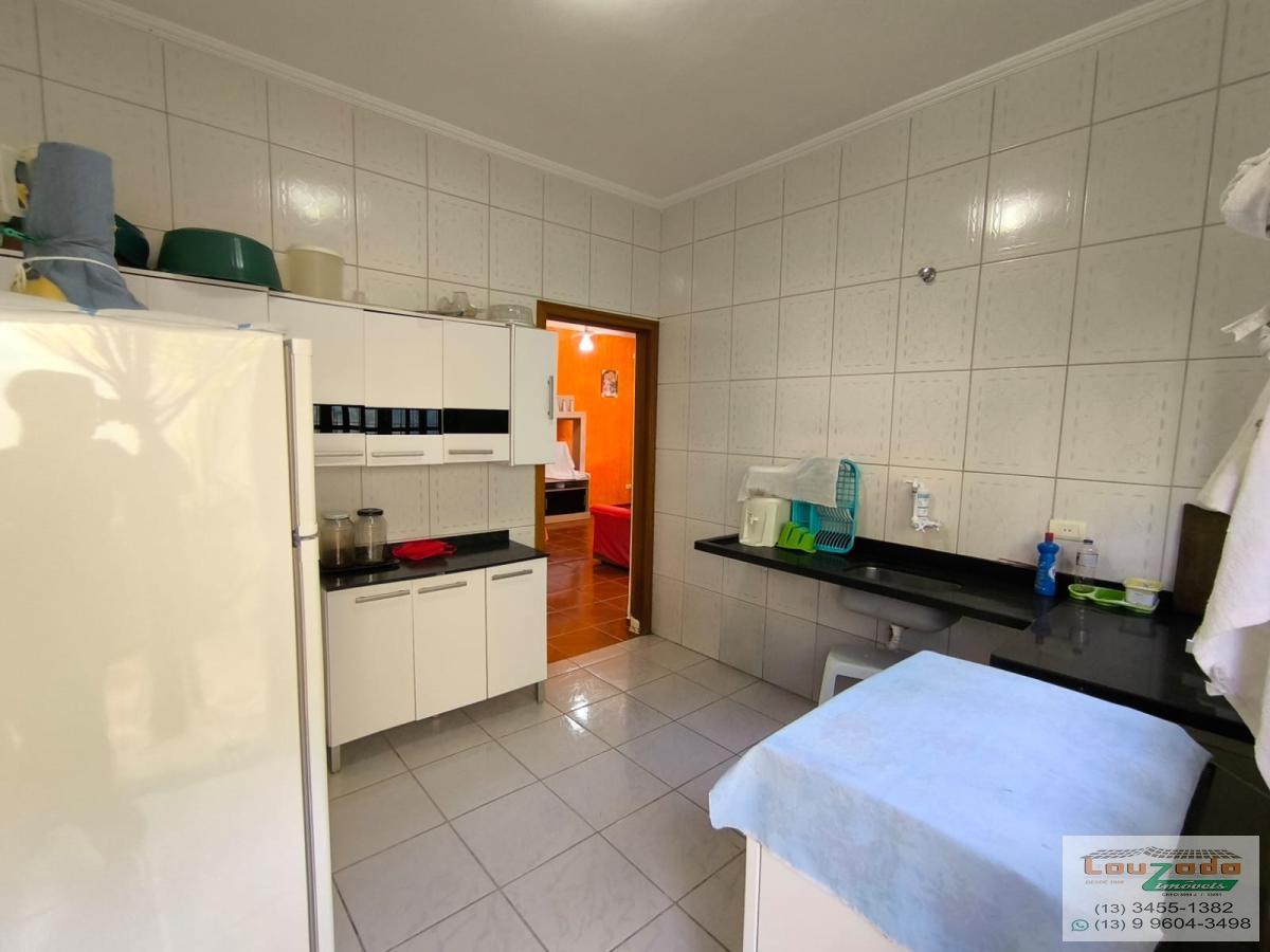 Casa à venda com 3 quartos, 270m² - Foto 7